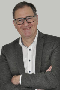 van Steenis Daniel